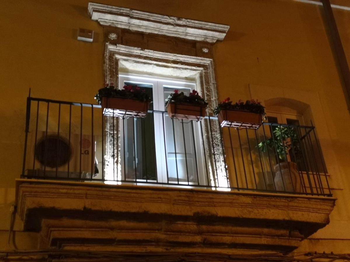Palazzo Gioffre Gela Bagian luar foto